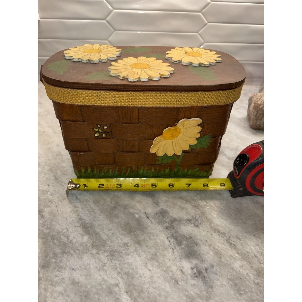 Super Cute Vintage Basket Purse Hand Painted Daisies Lined with Wooden Lid - Picture 9 of 9